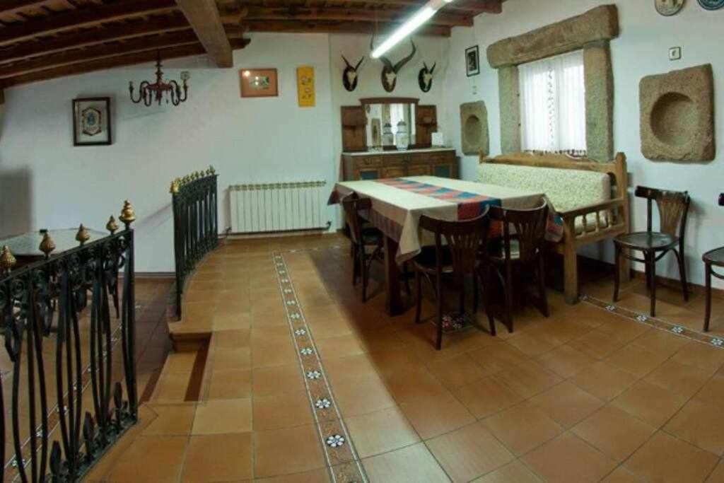 Casa Rural Lucia Es Una Casa Rural Amplia Con Pat Cabezas Bajas 外观 照片